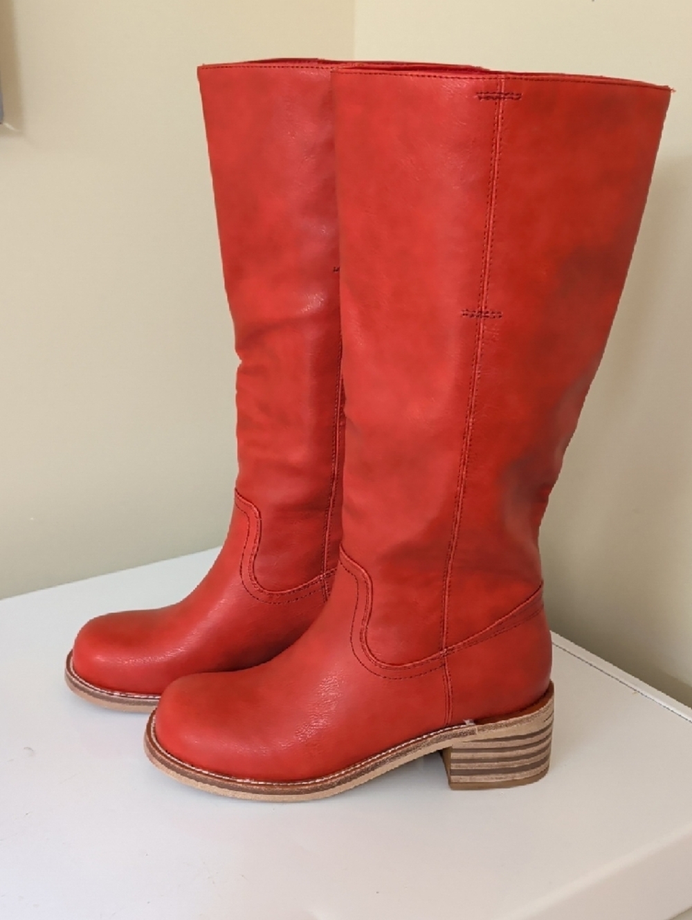 VBDB Red Knee High Boots 6.5 Square Toe Block Heel Wide Calf NIB - Picture 7 of 11